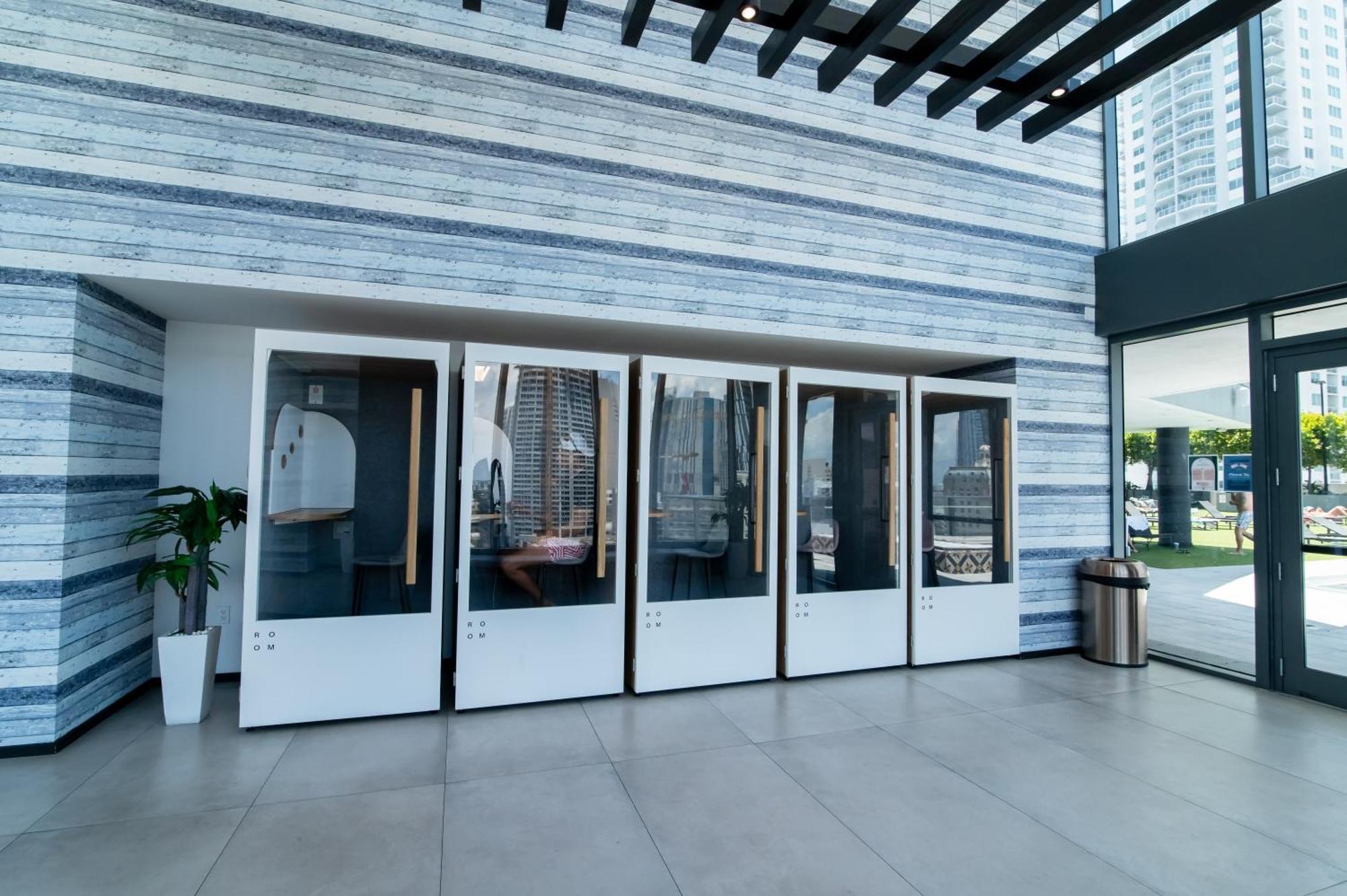 Luxurious King Bed Suite In Downtown 마이애미 외부 사진